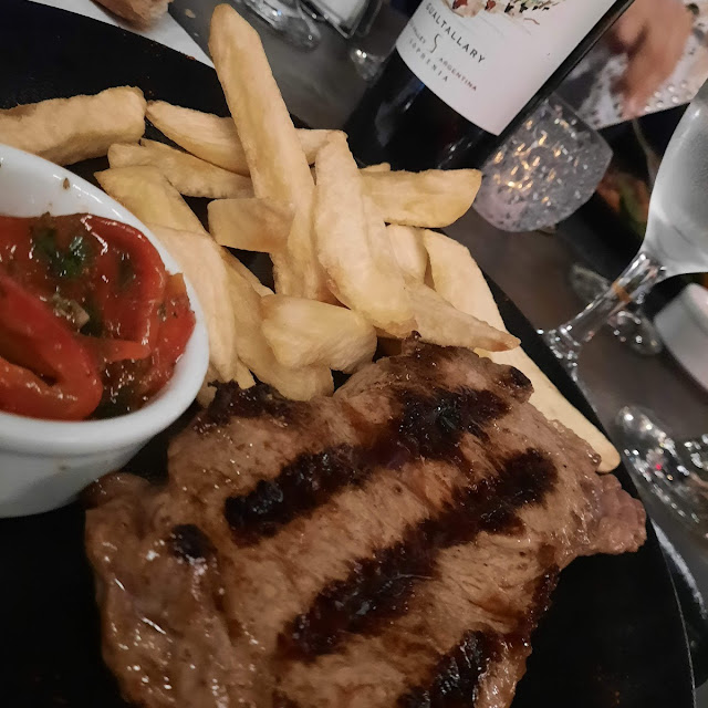 Bife de Chorizo Con Fritas