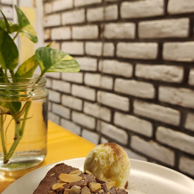 Brownies Ala Mode