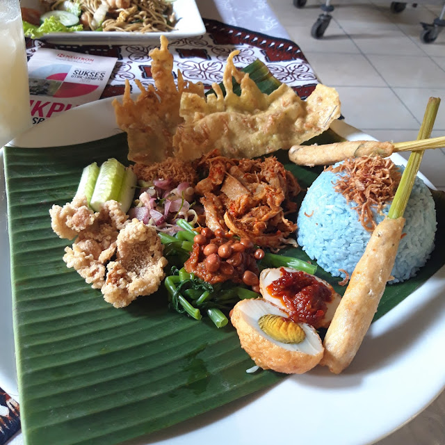 Nasi Tempong Banyuwangi