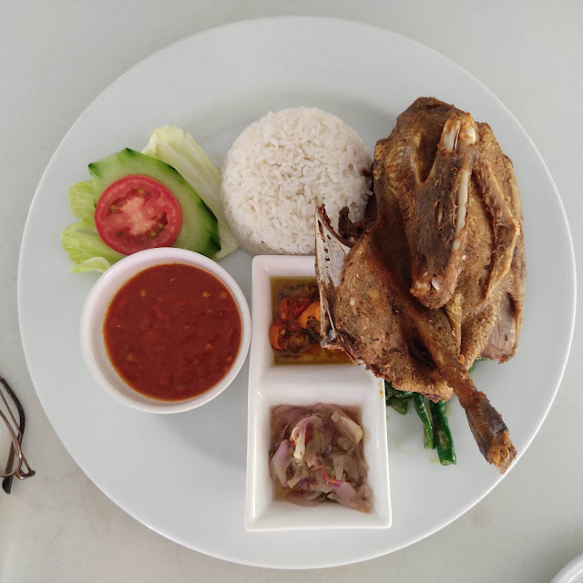 Tepi Sawah Crispy Duck