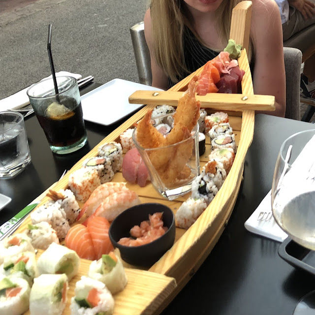 Sushi Boat