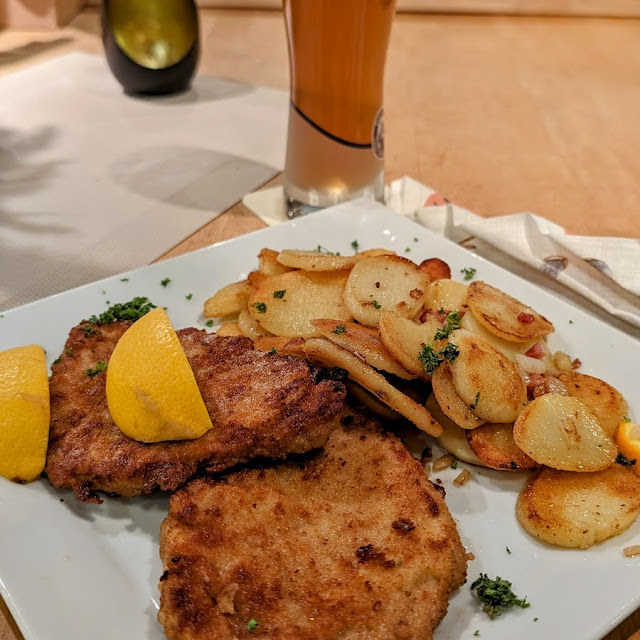 Wiener Schnitzel Mit Bratkartoffeln