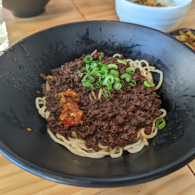Diced Beef with Fresh Chili Noodles