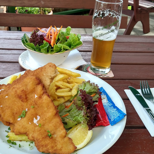 Schnitzel Mit Pommes