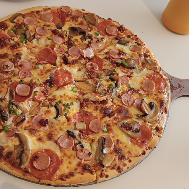 Pizza Napolitana Familiar