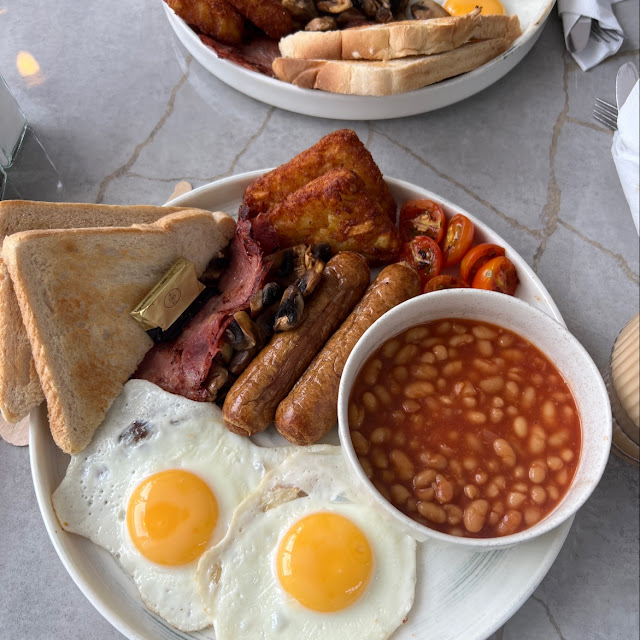 English Breakfast