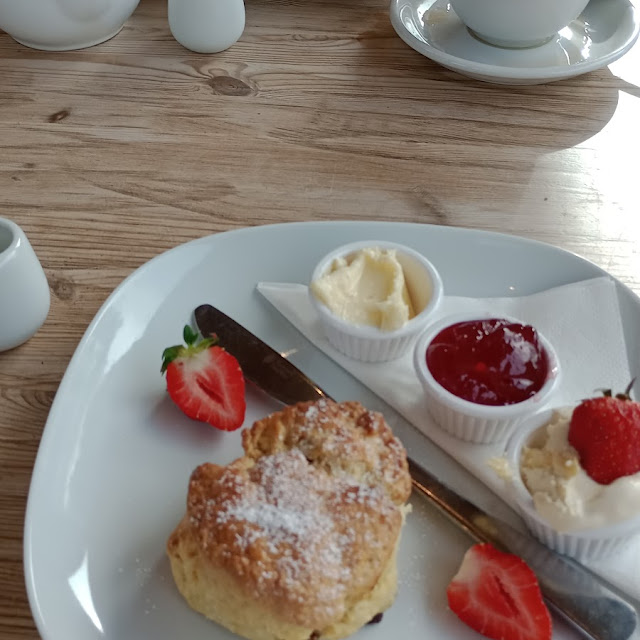 Scones