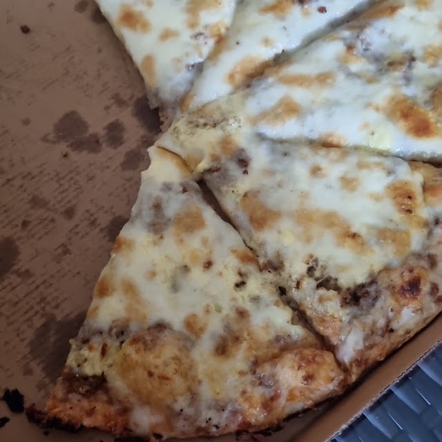 Pizza Hollandaise Ohne Brokkoli Mit Extra Hollandaise Und Extra Käse