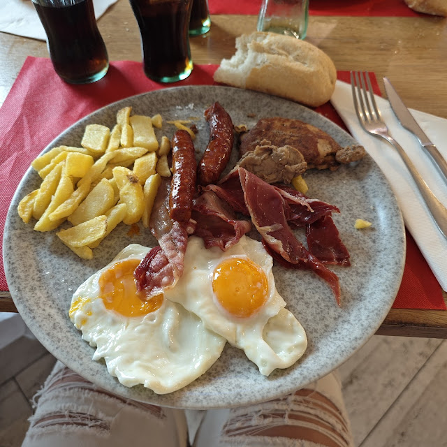 Huevos Con Todo