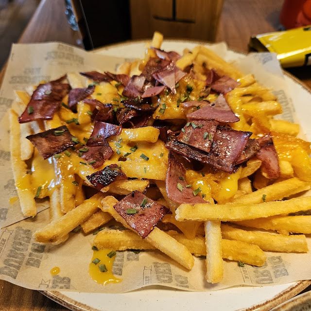 Fries with Cheese