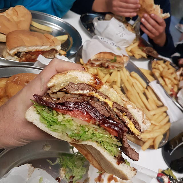 Bomber Burger