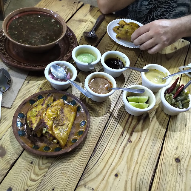 Tacos Dorados Y Consome