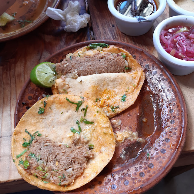 Birria Dividida