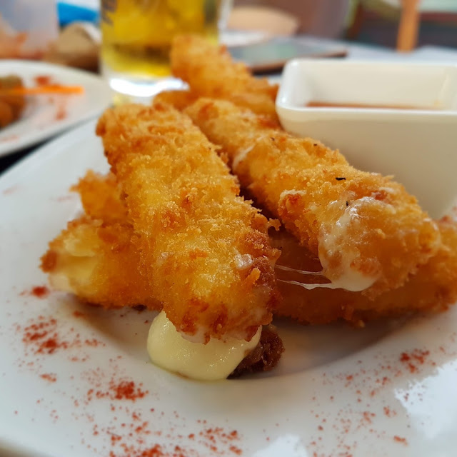 Mozzarella Sticks