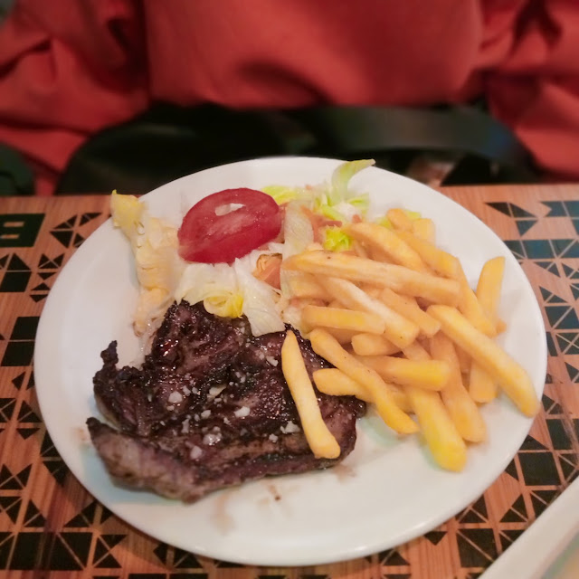 Entrecot Con Patatas