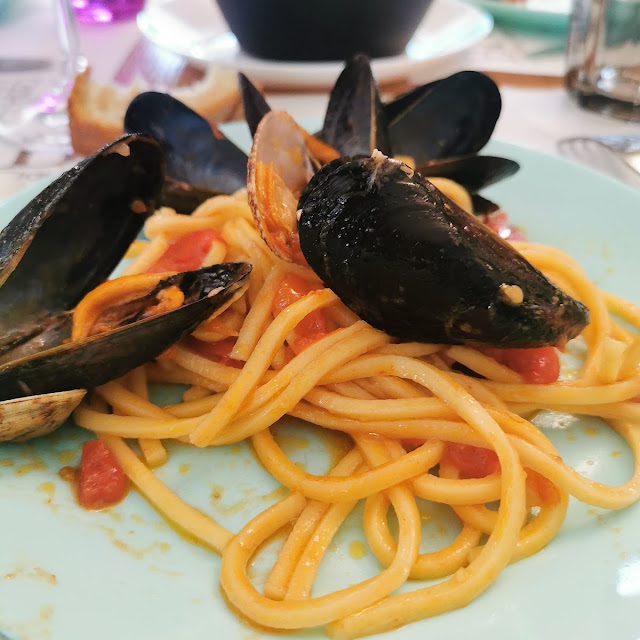Spaghetti Di Pasta Fresca Con Le Cozze