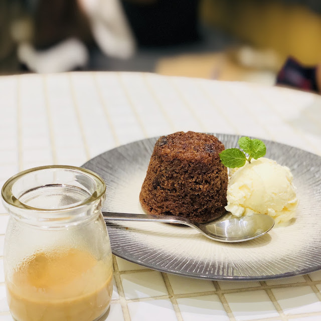 Sticky Date Pudding