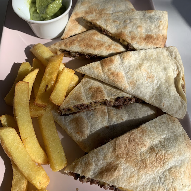 Quesadillas de Carne Y Queso Patatas