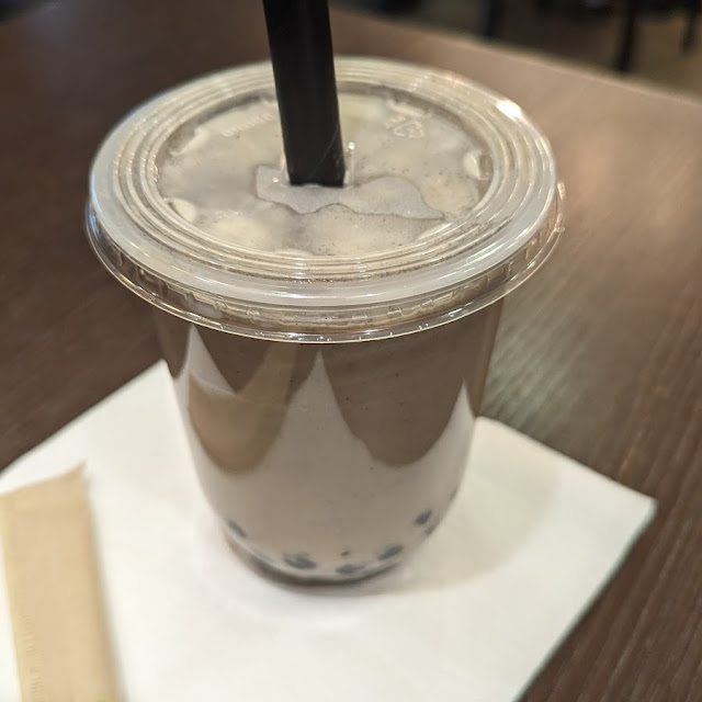 Bubble Tea Chaud Avec Du Lait Sésame