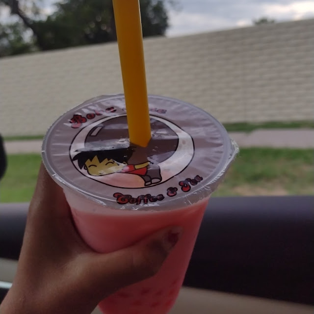 Strawberry Iced Tea with Strawberry and Mango Boba