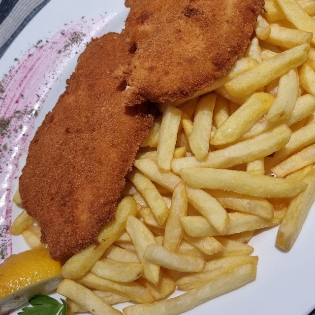 Scaloppina Di Maiale Con Patate Fritte