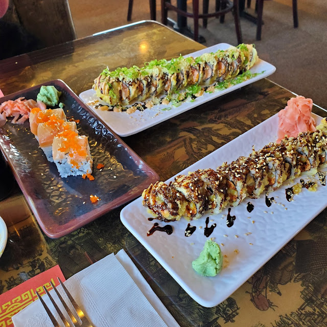 Alaskan Roll Spicy Tuna Roll