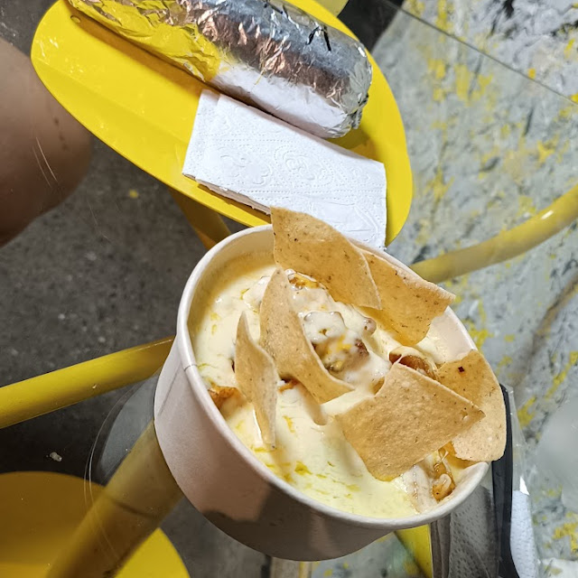 Burrito Mediano Y Bowl Mediano