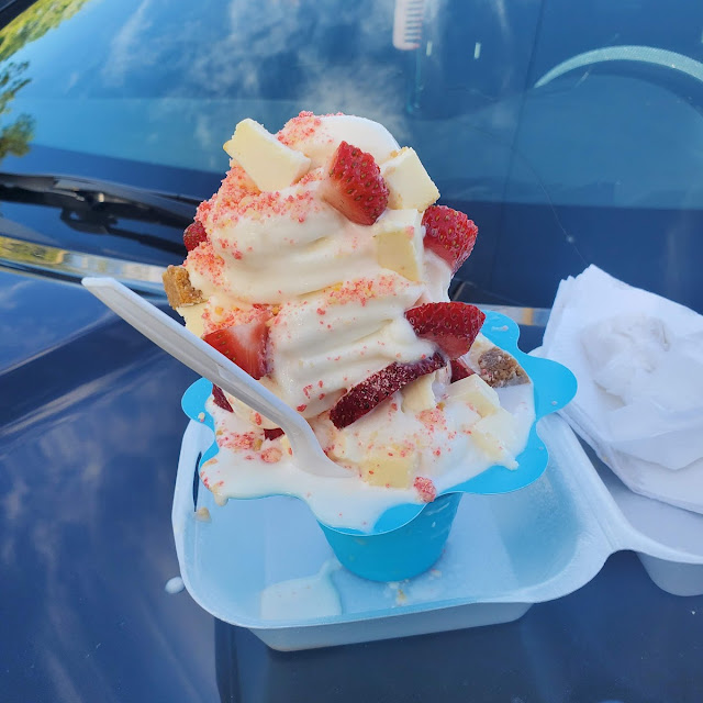 Strawberry Cheesecake Crunch Ice Cream