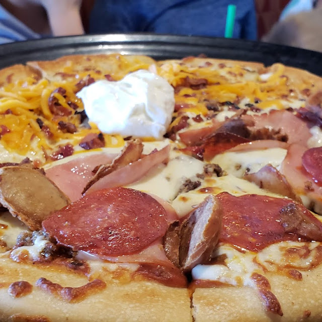 Meateor Spicey Perogie Pizza