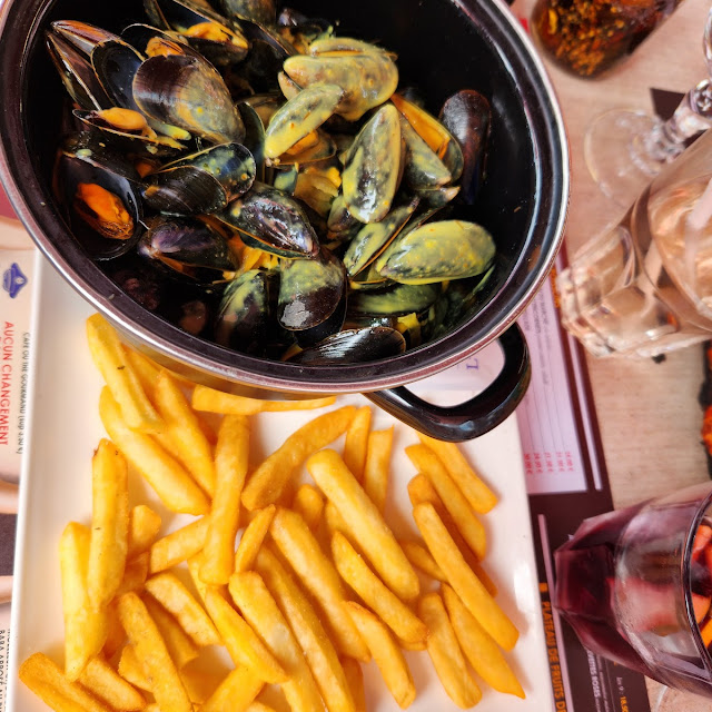 Moules Marinière Frites Fraîches Maison