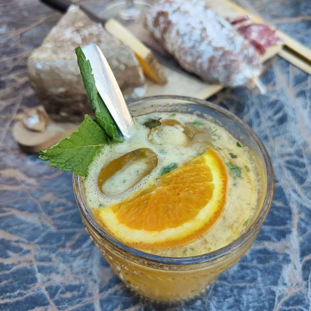 Tango Mango Et Planche de Charcuterie