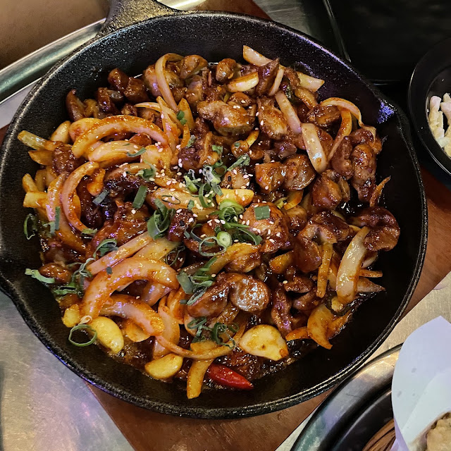 Bulgogi & Mushrooms Hotpot