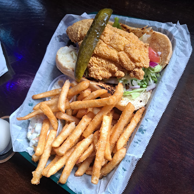Catfish PO' Boy