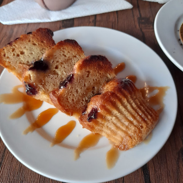 Carmel Raisin Muffin