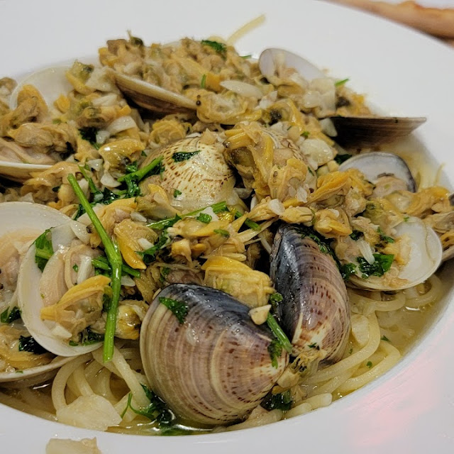 Spaghetti with Clam Sauce