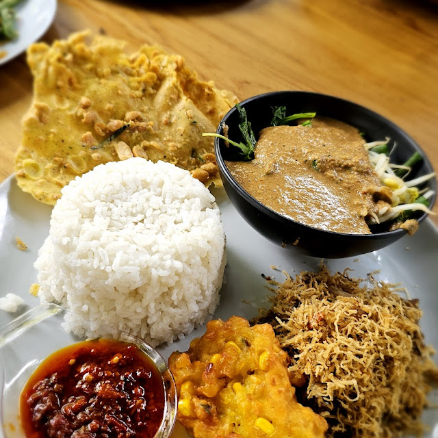 Nasi Pecel Surabaya