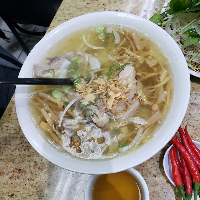 Bún Măng Vịt