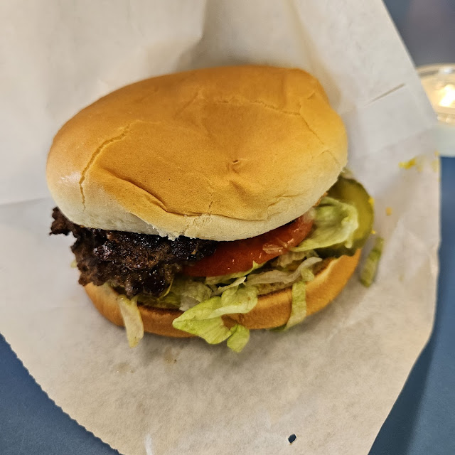 Supreme Cheesburger