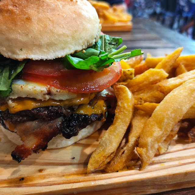 Burger Tin