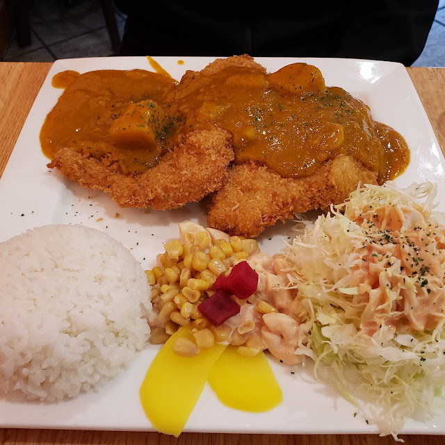 Original Pork Cutlet and Pork Cutlet in Curry Sauce