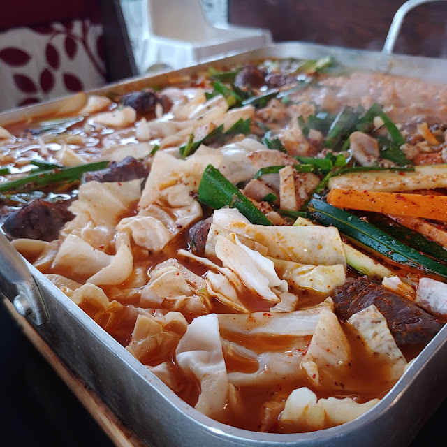 'Gobchang' Cattle Chitterlings Hotpot