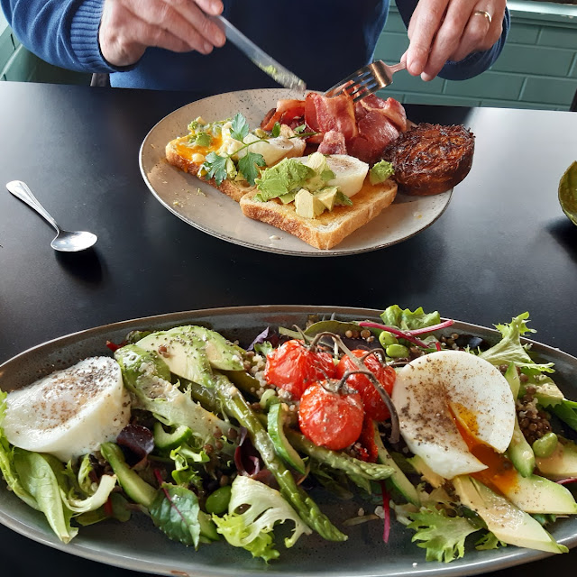 Green Breakfast Salad