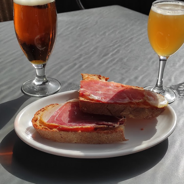 Cañas Con Tapa de Jamón