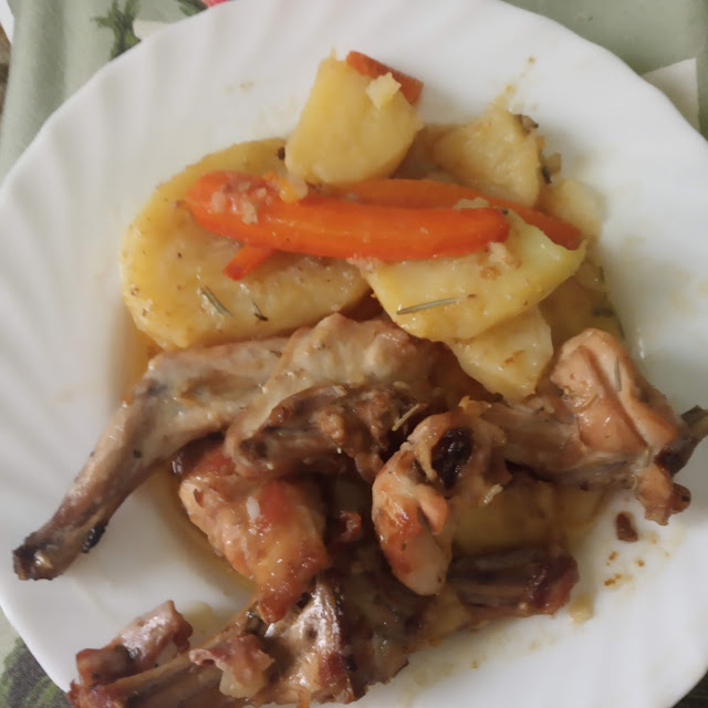 Conejo En Escabeche
