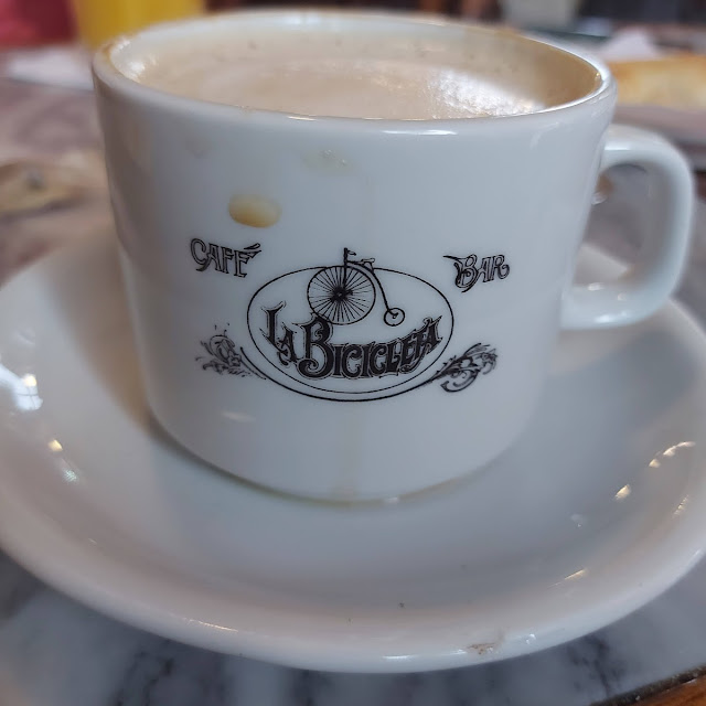 Cafe Con Leche