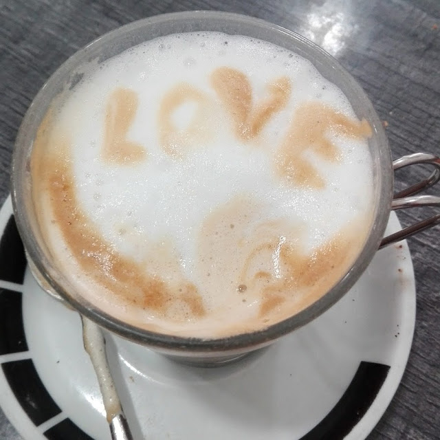 Café Con Mucho Amor