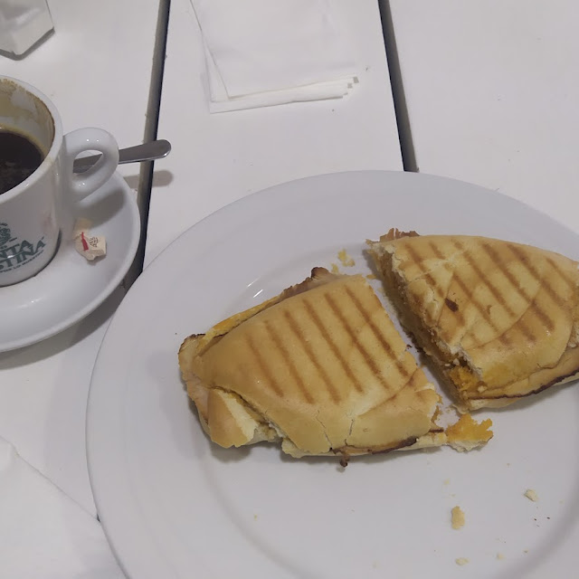 Pedimos Mollete