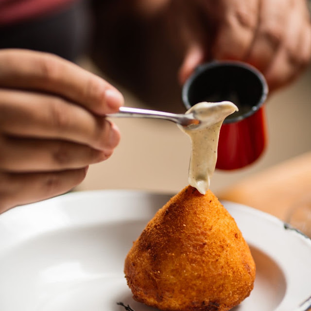 Coxinha de Frango Com Catupiry