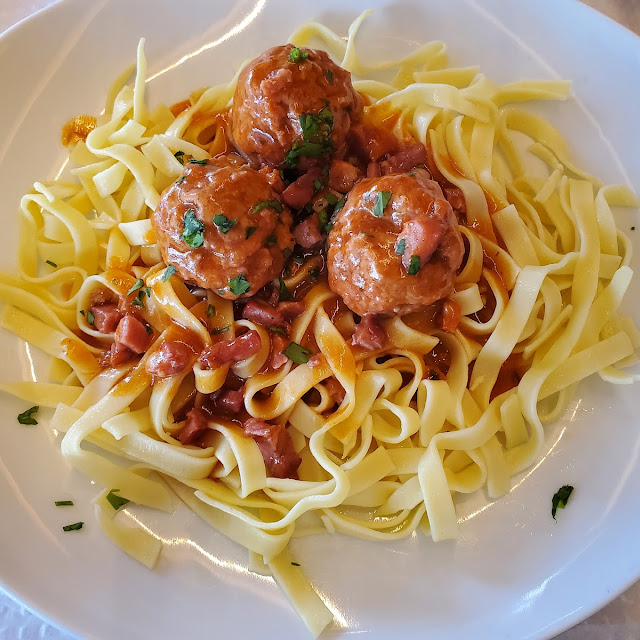 Meatballs and Pasta