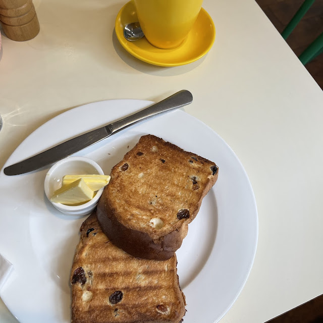 Raisin or Cinnamon Toast